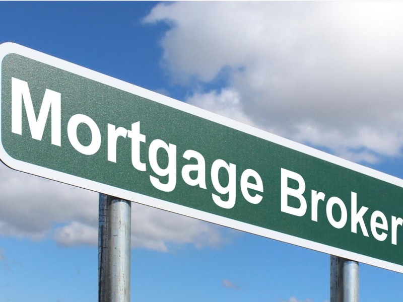 What Assets Should Be Noted on a Mortgage Application?