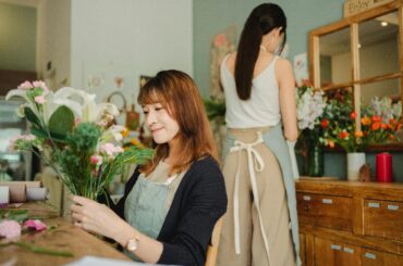 How to Start a Business: Guide to Entrepreneurship - Verified by FangWallet