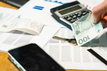 Statement Balance vs Current Balance: How They Differ - Verified by FangWallet