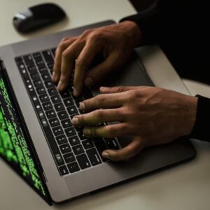 how much do cybersecurity make