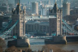 67bn-of-uk-investors-money-is-in-underperforming-funds