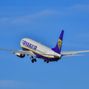 Affordable Family Vacations: How to Travel When the Canadian Dollar Is Weak - Verified by FangWallet