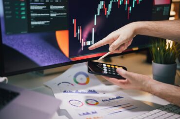 12 Effective Strategies for Market Volatility in 2025 - Verified by FangWallet