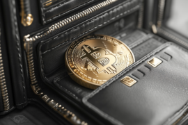 Hot Wallet vs. Cold Wallet: Which One Should You Use for Your Crypto? - Verified by FangWallet