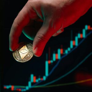 10 Common Cryptocurrency Scams and How to Avoid Them - Verified by FangWallet