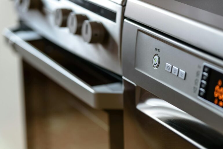 Eight Cheap Gadgets That Will Lower Your Grocery Bills - Verified by FangWallet