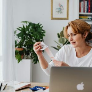How Canadians Are Responding to Tariff Threats and Rising Prices - Verified by FangWallet