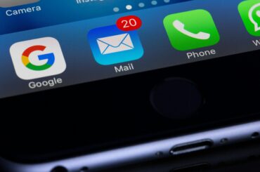 How to Use Email Marketing to Drive Traffic to Your Website - Verified by FangWallet