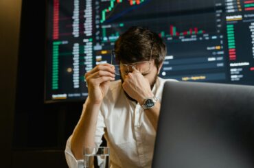 Report Bitcoin Scams with Chainabuse and Scamwatch - Verified by FangWallet