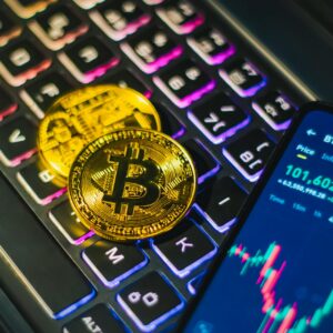 Blockchain in Finance: Revolutionizing the Industry - Verified by FangWallet