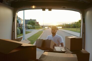 Best Delivery Driver Apps to Maximize Earnings in 2025 - Verified by FangWallet