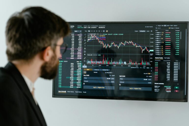 Recession-Proof Stock Quietly Outperforms the Market - Verified by FangWallet