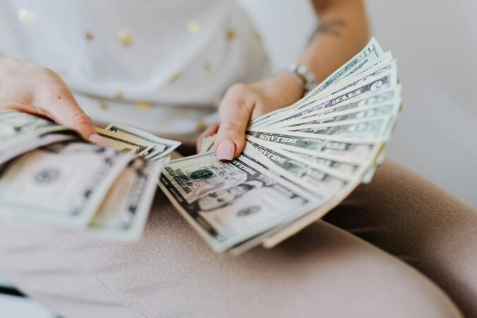 Start Stock Trading Today: Your Easy Guide to Building Wealth - Verified by FangWallet
