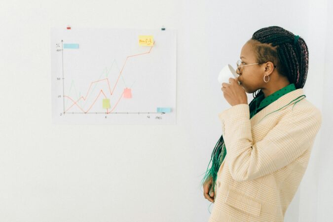 Earnings Projections Plunge as Tariffs Stoke Market Uncertainty - Verified by FangWallet