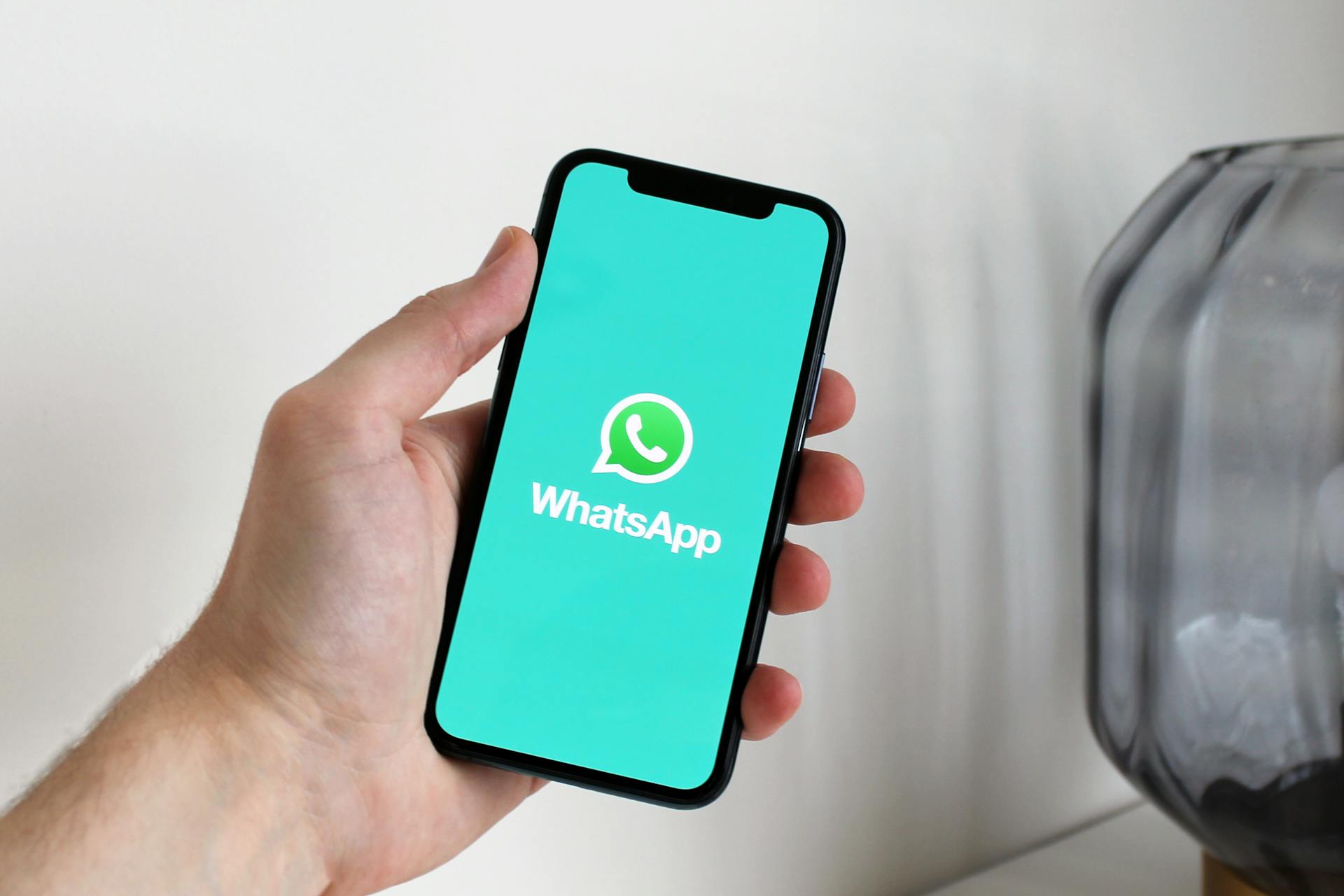  Monetizing Messaging Without Compromising Privacy - Verified by FangWallet
