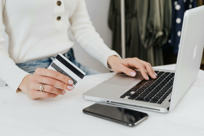 Is the Future of Money Cashless? Exploring Digital Payment Trends - Verified by FangWallet