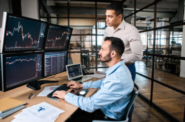 Top Blockchain Projects Changing Industries in 2025 - Verified by FangWallet