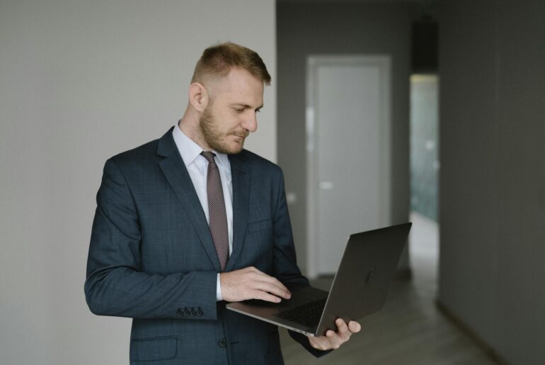 Best Real Estate Website Builder - Verified by FangWallet