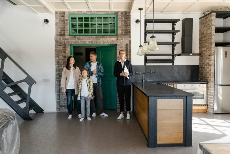 13% Home Sales Drop Gives Buyers the Upper Hand - Verified by FangWallet