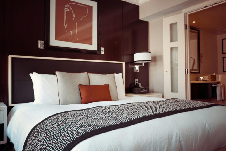 How Cooling Properties in Bedding Improve Sleep on Hot Nights - Verified by FangWallet