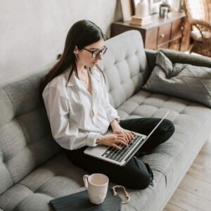 Beginner-Friendly Jobs That Require No Experience - Verified by FangWallet
