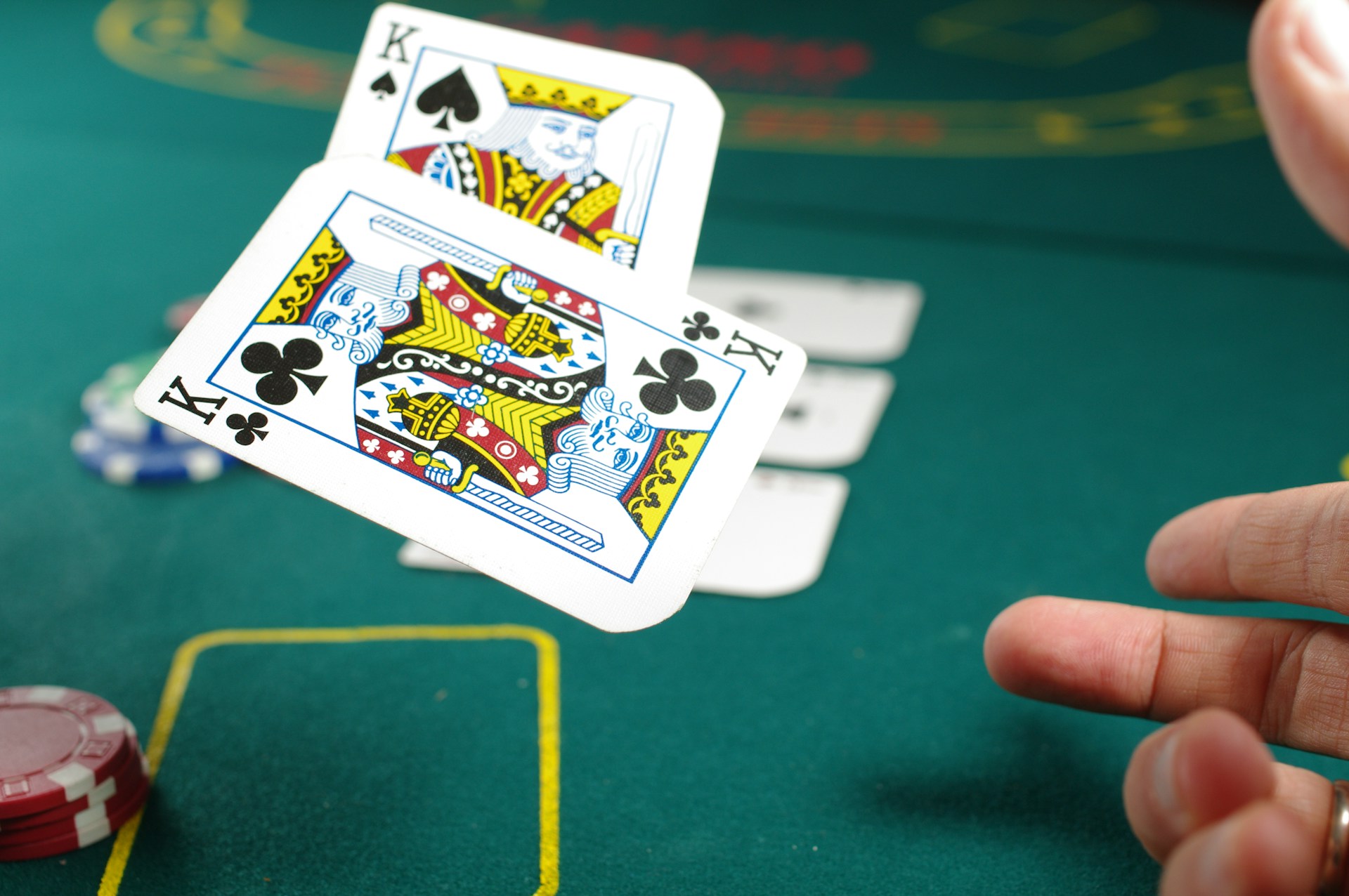 online playing poker