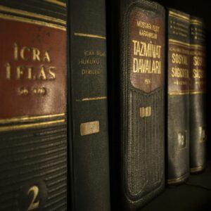 What Does a Securities Lawyer Do? What Does a Securities Lawyer Do? - Verified by FangWallet