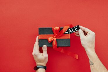 Wrap Up Savings: Why Buying Bulk Holiday Paper is Your Best Budgeting Hack - Verified by FangWallet