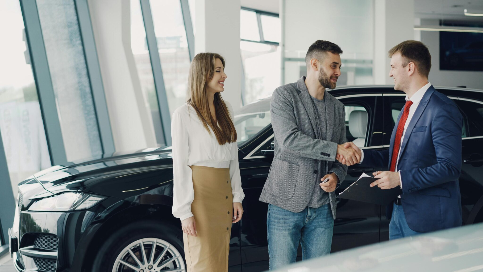 What Are the Best Value Auto Loans for First-Time Car Buyers?